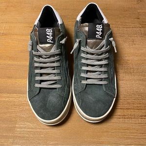 P448 sneakers-new condition
